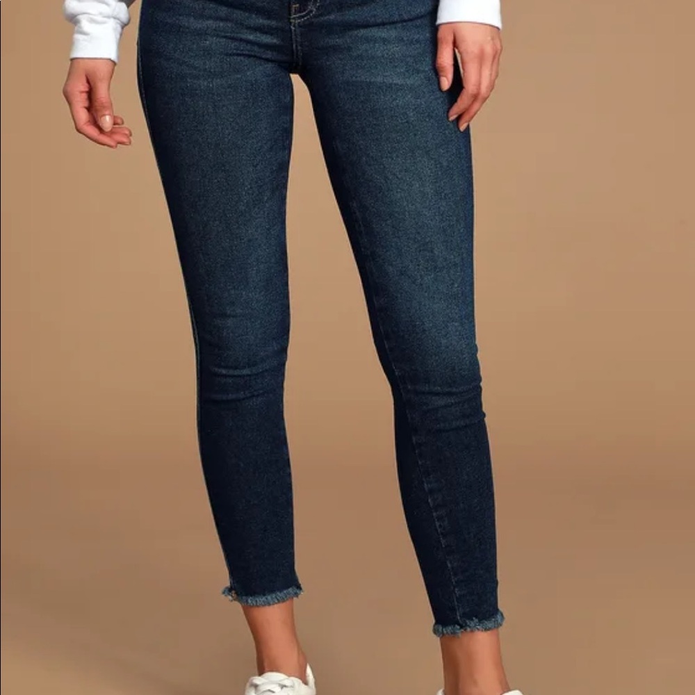 Raw Dark Wash High-Rise Jegging